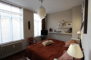 Отель One Room  Остенде